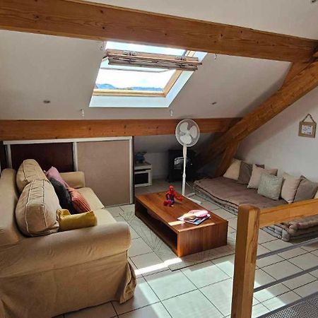 Appartement Dans Notre Maison Domessin Exteriér fotografie