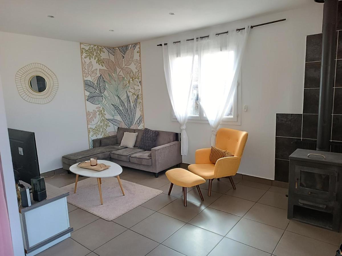 Appartement Dans Notre Maison Domessin Exteriér fotografie